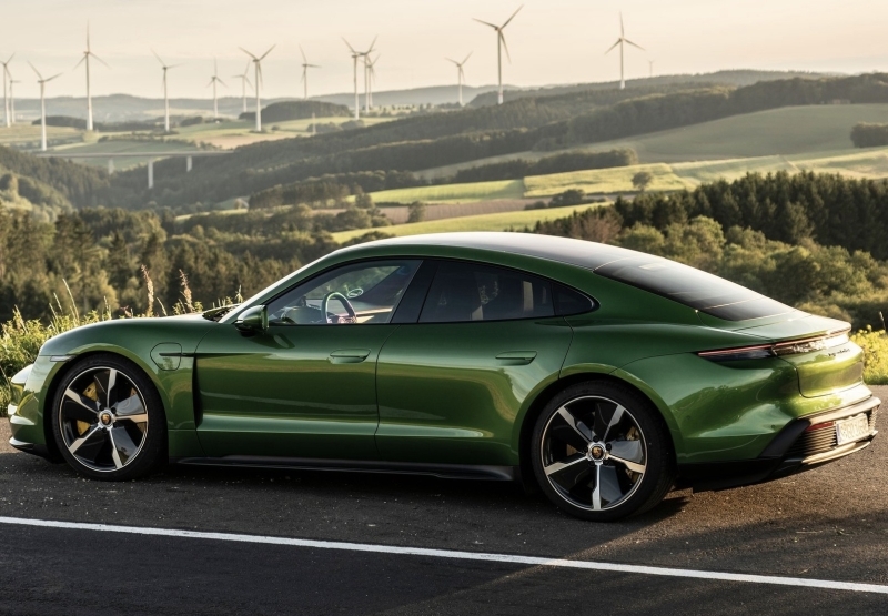 2020 Porsche Taycan Turbo S