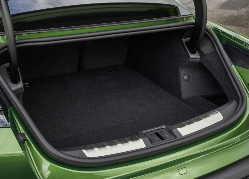 2020 Porsche Taycan Turbo S