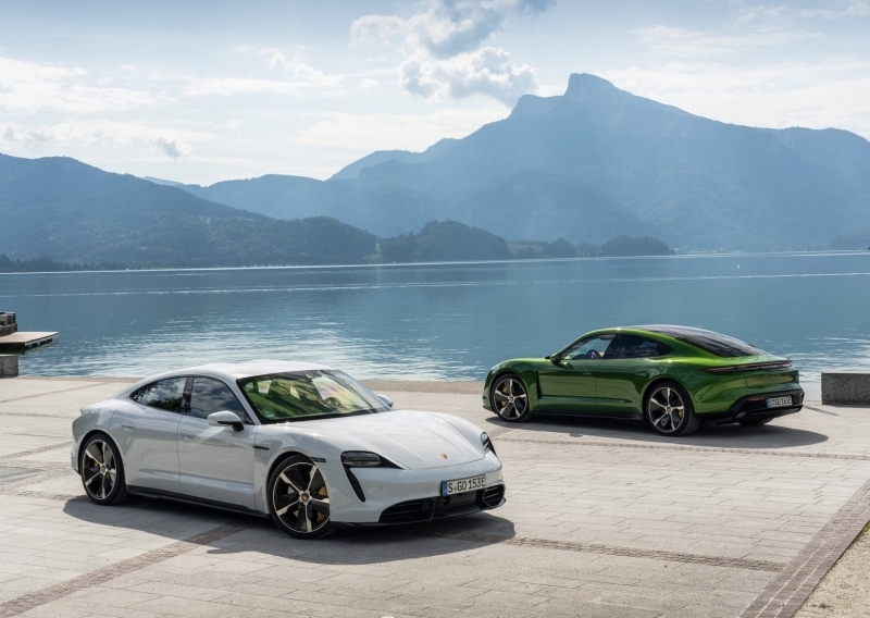 2020 Porsche Taycan Turbo S