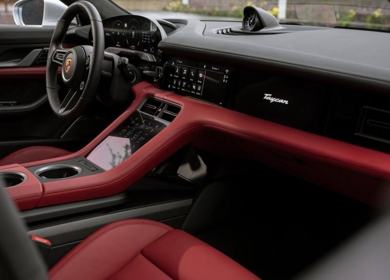 2020 Porsche Taycan Turbo S