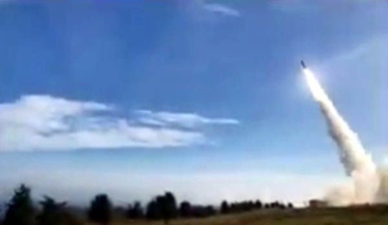                                                                 BORA<br><br> 'Bora' balistik f�zeleri operasyon kapsam�nda ilk kez kullan�ld�. ��te yerli yap�m Bora'n�n �ne ��kan �zellikleri... Roketsan taraf�ndan geli�tirilen Bora f�zesi 610 mm �apl�.                                                        