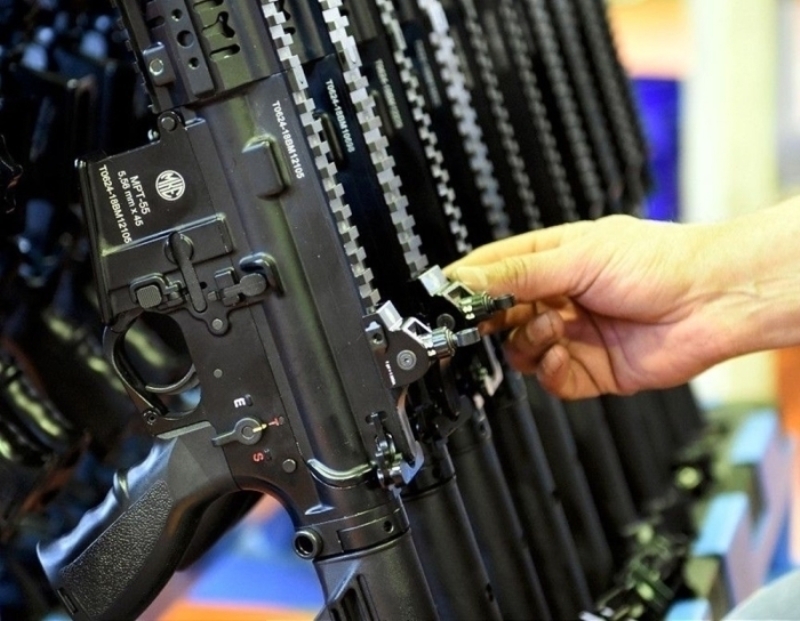                                                                 ��FT TARAFLI EMN�YET MANDALI <br><br> Yar� otomatik ve tam otomatik olmak �zere iki at�� moduyla �al��abilen MPT-55'in etkili menzili 400, maksimum menzili ise 3 bin 600 metre.                                                        