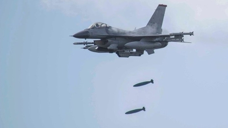                                                                 MK-84 ve NEB genel maksat bombalar�nda belirli modifikasyonlar yaparak bombalar� ak�ll� bombalara d�n��t�ren Hassas G�d�m Kiti (HGK), bir s�redir test a�amas�ndayd�.                                                         