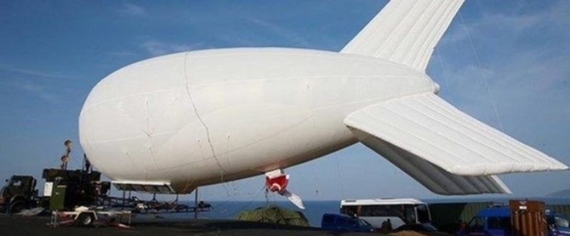                                                                 'DORUK' BU YAZ HAVALANACAK <br><br> T�rk Silahl� Kuvvetleri (TSK), s�n�r g�venli�ini sa�lamak amac�yla envanterine kataca�� g�zetleme balonlar�n�n ilkini bu yaz kullanmay� planl�yor. <br><br> Aselsan taraf�ndan �retilen ve 'Doruk' ismi verilen balon, temmuz ay�nda saha tesitine ��kacak. Sistemin eyl�l ay�nda Hatay'da bir s�n�r karakoluna kurulmas� hedefleniyor.                                                         