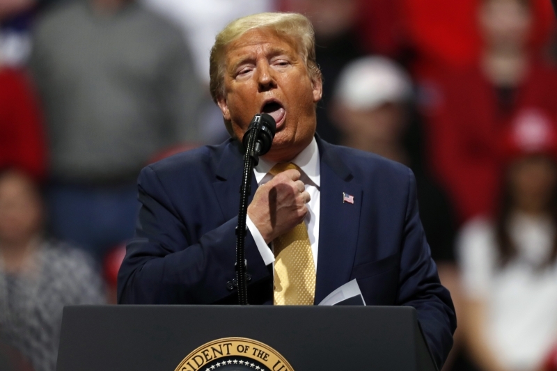 Bu szler Brad Pitt'i Trump'n hedefine koydu.