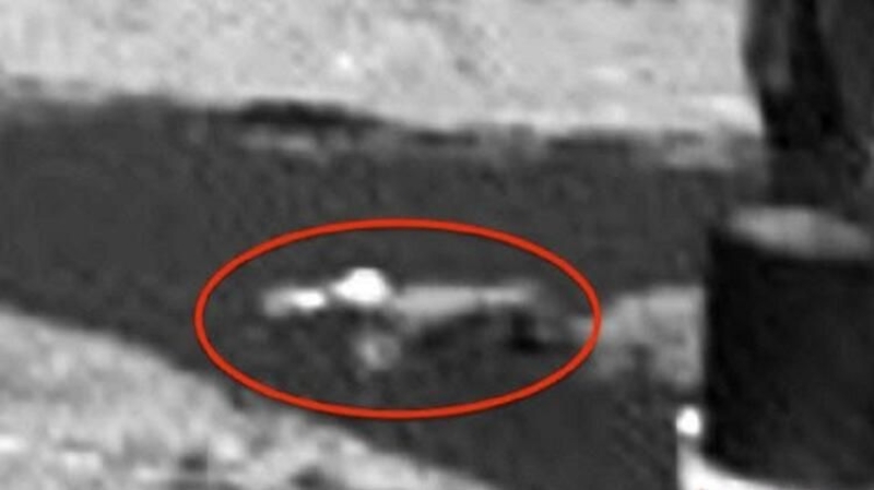   Yeni iddiaya gre Mars'n yzeyinde yer altna girilen bir geit var. 