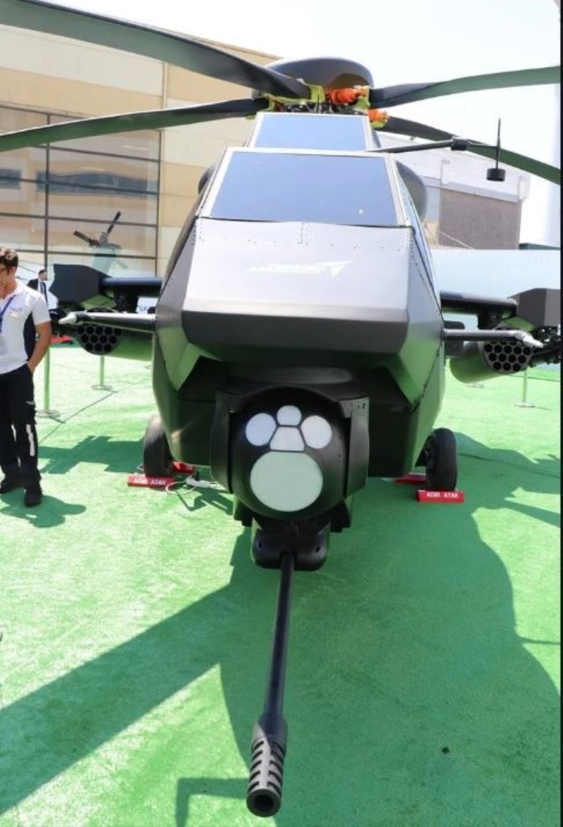 Yerli helikopter projeleri iin motor almalarnn TEI tarafndan yrtldn belirten Kotil, savunma sanayi projelerinde en kkten en byne yerliliin ok nemli olduunu vurgulad.     