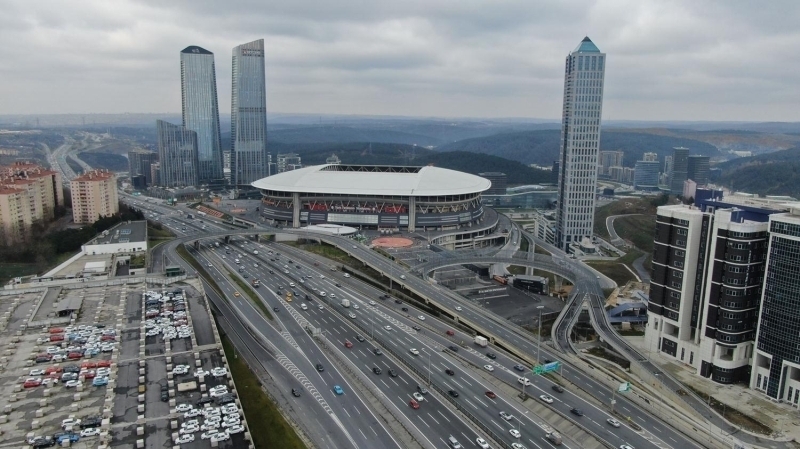 LML KAZALAR EN FAZLA AIRI HIZ YZNDEN MEYDANA GELD <br><br> stanbul Emniyet Mdrl istatistiklerine gre stanbul'da meydana gelen lml kazalarn 46'snn ar hz yznden meydana geldii renildi. 2019 ylnda hatal manevra yznden 18, arkadan arpma sonucu 4, kaza meydana geldii belirtildi.