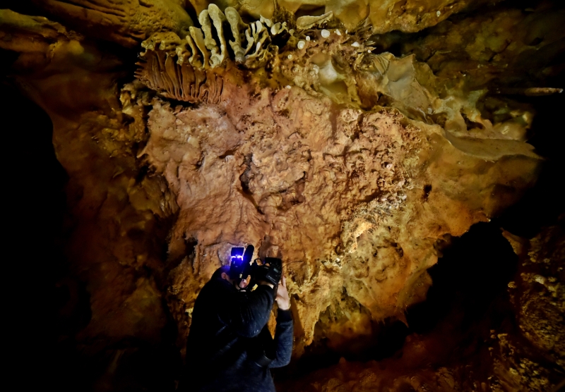 Belediye ve �ukurova Kalk�nma Ajans�'n�n 2012 y�l�nda restorasyon �al��mas� ba�latt��� ma�ara, Adana �evre ve �ehircilik M�d�rl��� Tabiat Varl�klar�n� Koruma Komisyonunun karar�yla 2014'te turizme kazand�r�ld�.