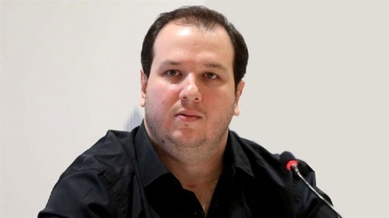 Oyuncu �ahan G�kbakar, T�rk bayra��yla birlikte '�ok �zg�n�m. Gencecik canlar gitti. Allah �ehitlerimize rahmet eylesin.' ifadelerini kulland�. 