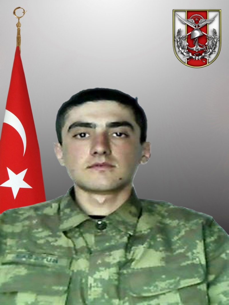 Tank Szlemeli Er Cuma Baatur <br><br> Batman'n Sason ilesindeki ailesine ac haber ulat.