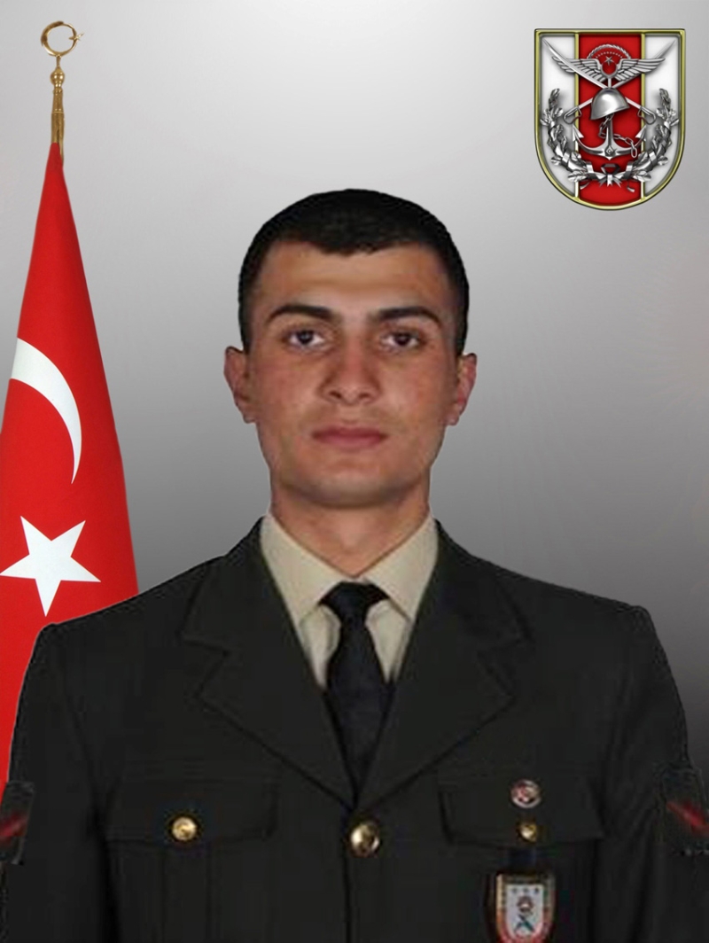 Uzman Onba Ahmet Saygl <br><br> Kahramanmara'taki evine ehadet haberi ulat. 