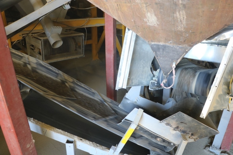 retim dl ald <br> <br> Maden Teknik Arama Genel Mdrl tarafndan 1990’l yllarda tespit edilen Vermiklit yata Yldrm tarafndan 2004 ylnda balatlan AR-GE almalar sonrasnda lke ekonomisine kazandrld. Yldrm, yapt almalarla 2016 ylnda Yurt Madencilii Gelitirme Vakfnn retim dlne layk grld.