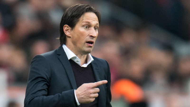 Daha �nce Paderborn, Salzburg, Bayer Leverkusen gibi tak�mlarda g�rev alan Roger Schmidt son olarak �in’de Burak Y�lmaz’�n eski kul�b� Beijing Guoan’� �al��t�r�rken