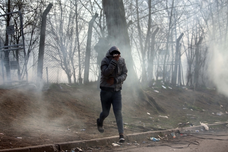 Mdahale nedeniyle Trkiye tarafnda kaan gmenler ile Yunan gvenlik gleri arasnda olaylar bir sre devam etti.