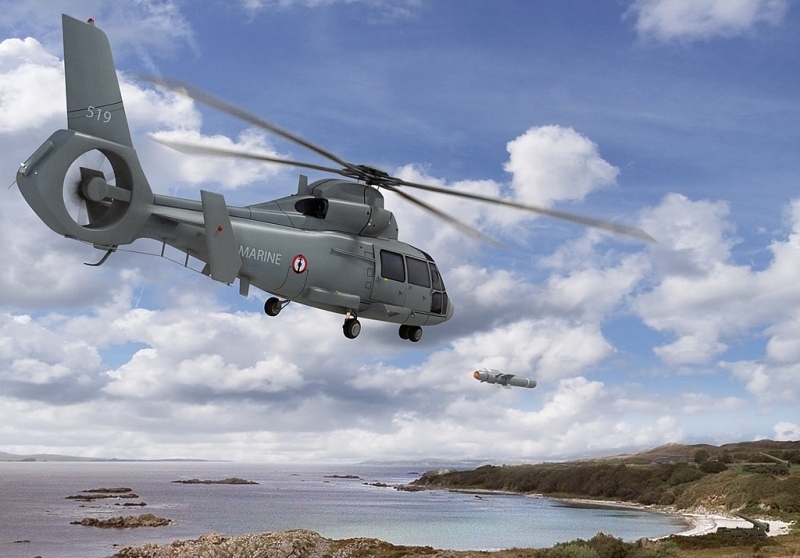 Ayr�ca karadaki statik k�y� hedeflerini de vurabiliyor.