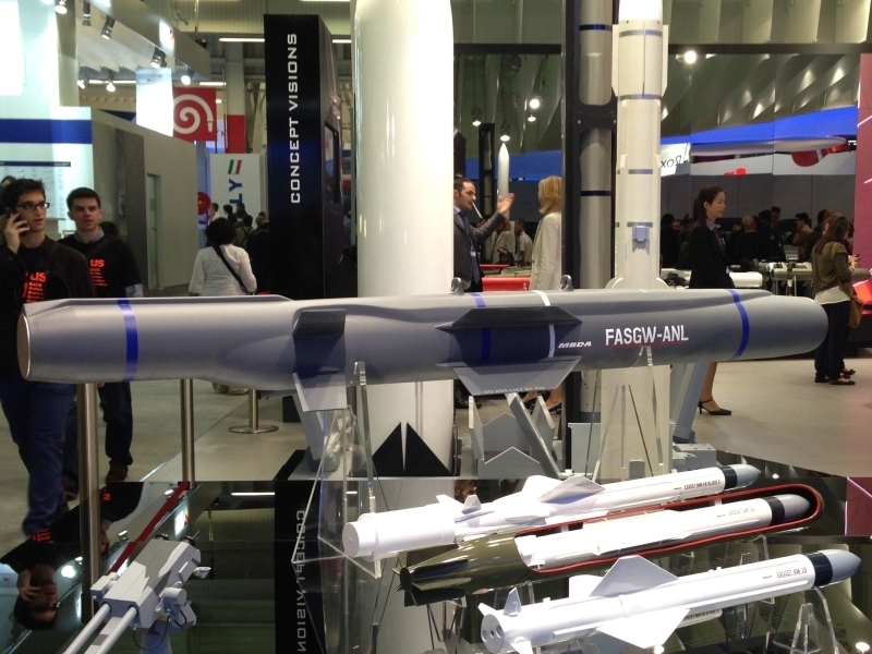 Fransa'da ANL olarak bilinen Sea Venom (anti-navire l�ger - hafif anti-gemi f�zesi), Frans�z Donanmas�n�n gelecekteki 'Gu�pard' Hafif Ortak Helikopteri (HIL - H�licopt�re Interarm�es L�ger) taraf�ndan ate�lenmek �zere tasarlanan bir f�zedir.