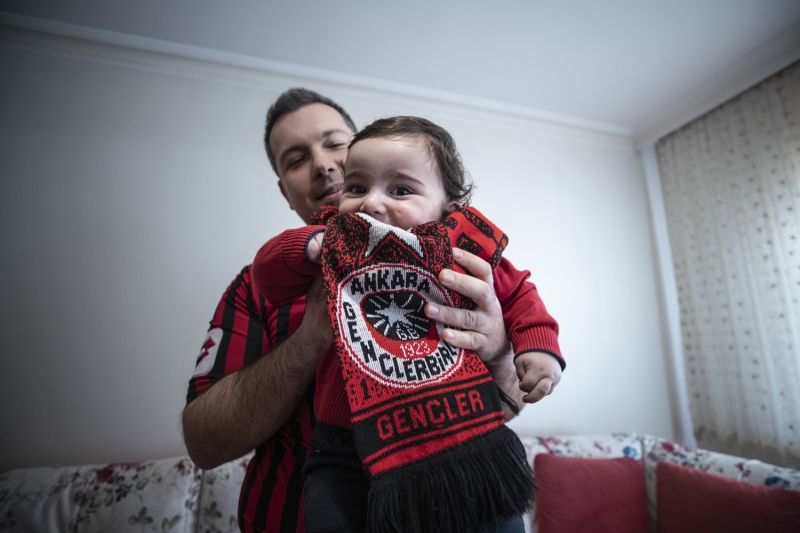 Yana ramen malara hala severek gittiini dile getiren anne Mumcu, unlar kaydetti:  'Genlerbirlii’ni tutan tm bayanlarn ailecek, ocuklaryla malara gitmelerini tavsiye ediyorum. En az 20 yldr malara gidiyoruz, hibir sorunla karlamadk.'  