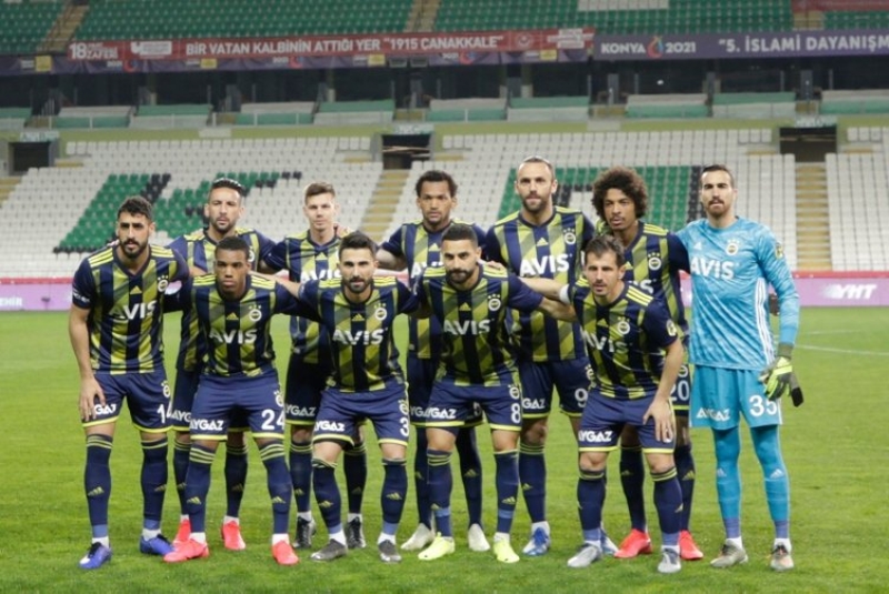 R�dvan Dilmen'in de�erlendirmeleri �u �ekilde:  'Konyaspor i�in Fenerbah�e ma�� 'cankurtaran' gibi oldu. Fenerbah�e ligin sonuncusu Kayserispor'a kaybetti. Antalyaspor'a kar�� bir beraberlik bir yenilgi ald�. Alt s�radaki tak�mlara kar�� puan da��t�yor. Fenerbah�e; imdada yeti�iyor, canland�r�yor tak�mlar�.'