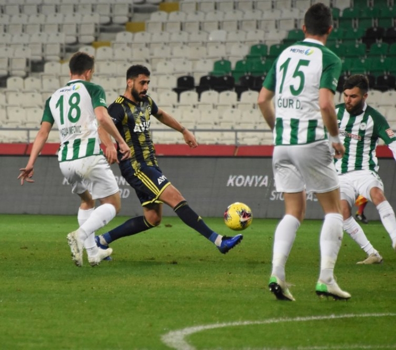 'Fenerbah�e'de iyi oynayan oyuncu var m�yd�? Yoktu. Sadece m�cadele etmeye �al��an bir Vedat Muriqi vard�. ��rp�nd� durdu �ocuk.'