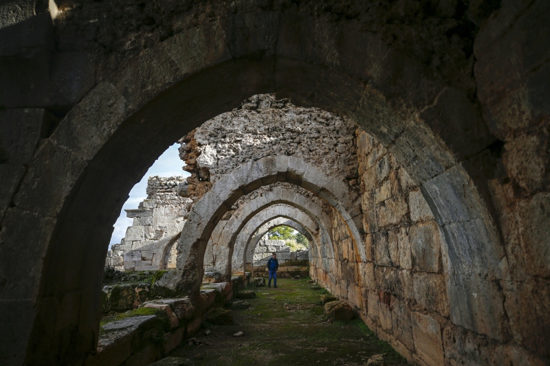 - Antalya'nn kltr turizmine katk yapan hanlar  