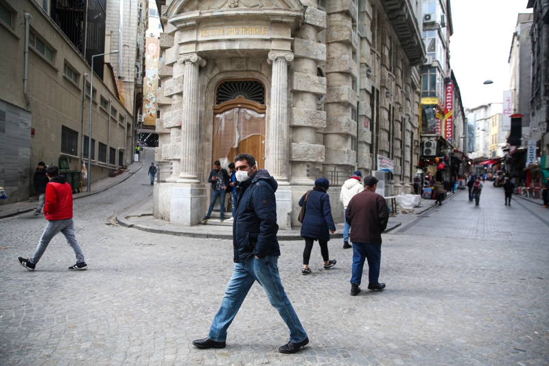 <p>Meydanda kt olaylarn yaand zamanlar da bile bu kadar sessizlik olmadn syleyen Ta, 'Eer benim lkem, vatanm, milletim kazanacaksa ilerin hi nemi yok.' dedi.</p>