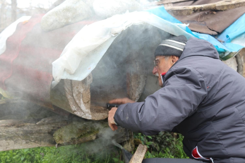<p>Uzmanlar son günlerde koronavirüs nedeniyle talebin arttığı propolis ürünlerine karşı sahtecilik uyarılarında bulunuyor. </p>