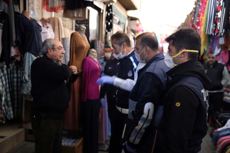 <p class='><b>- BANKLAR KALDIRILDI</b><br></p>