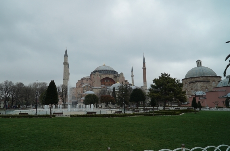 <p>Sultanahmet Camisi ve çevresi sakindi.</p>