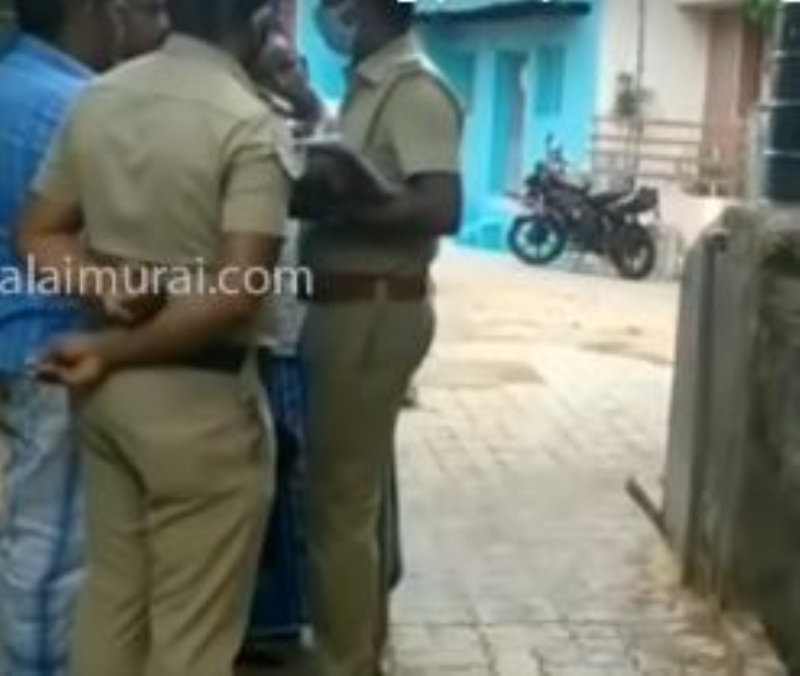 Nadu, karsna kan 90 yandaki Natchiammal adl yal bir kadnn boazn srd.