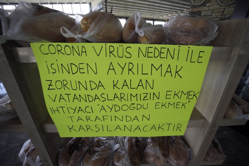 <p>Kemal Aydoğdu, AA muhabirine yaptığı açıklamada, Türkiye'nin zor bir süreçten geçtiğini dile getirdi.</p>
