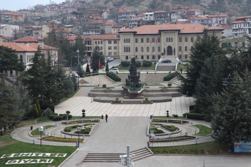 <p>Kastamonu Cumhuriyet Meydan</p>