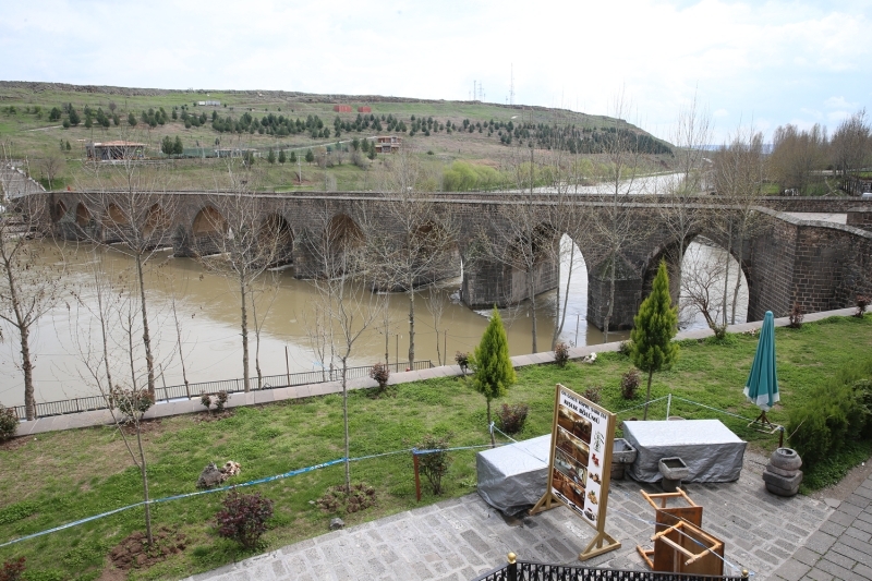 <p>Diyarbakr tarihi On Gzl Kpr </p>