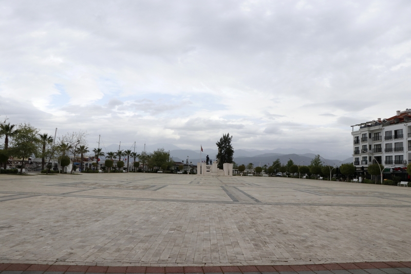 <p> Mula'nn Fethiye ilesindeki Bekaza Meydan</p>