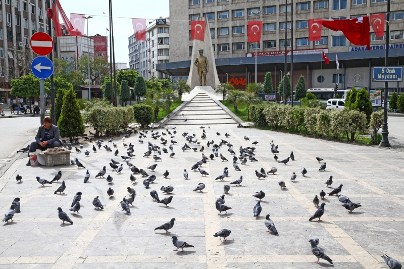 <p>5 Ocak Meydan</p>