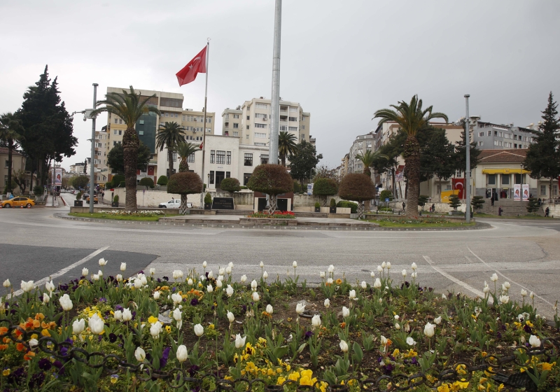 <p>Hatay Cumhuriyet Meydan</p>