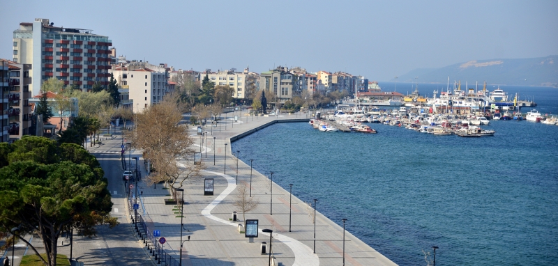 <p>anakkale  Kordon Boyu ve skele Meydan</p>