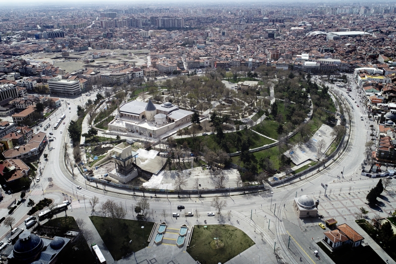 <p>Alaaddin Tepesi Meydan</p>