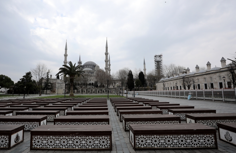 <p>Sultanahmet Camii</p>