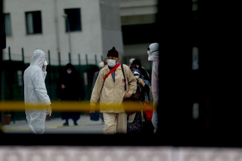 <p>Konya'da umre dn karantinaya alnanlardan bazlar tahliye edildi.</p>