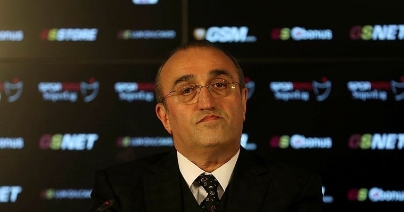 <p>Ayn� hastal��a yakalanan o�lum ve e�imi g�remedi�im i�in onlar i�in de elimden sadece dua etmek geldi. Binlerce telefon ve mesaj ald�m.</p>