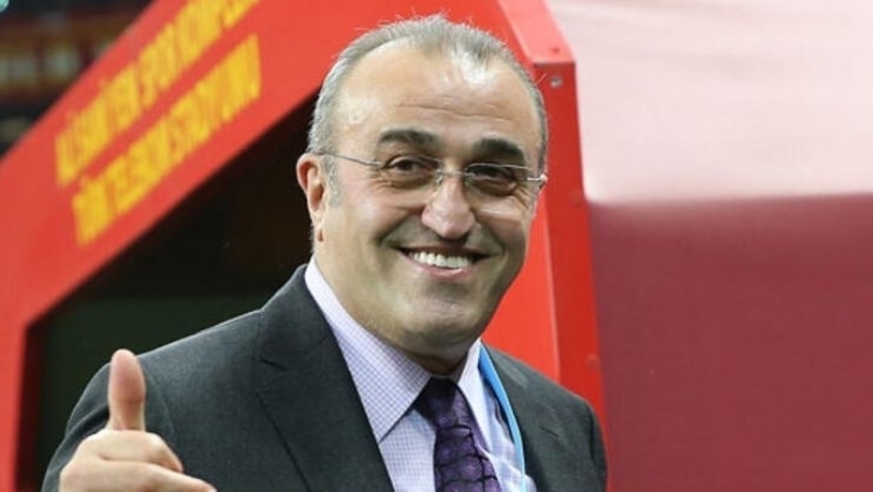 <p>Moraliniz iyi olursa emin olun ki ila�larla birlikte daha fazla etki ediyor. Hastane s�resince yaln�z kald�m. Kimseyle temas etmedim. Bol bol dua ettim.</p>