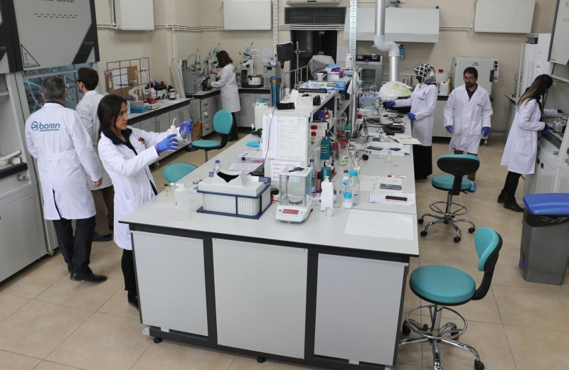 <p>Önümüzdeki hafta cuma günü tanıtım lansmanının yapılmasıyla birlikte de dezenfektanın raflarda yerini alması bekleniyor.</p>