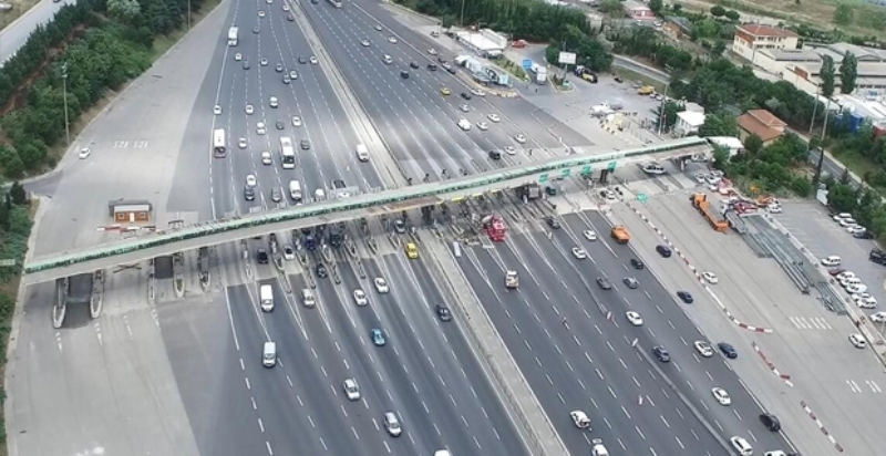 <p><b>İşte araç giriş çıkış yasağının uygulanacağı iller</b><br></p><p><br></p><p>İstanbul</p>