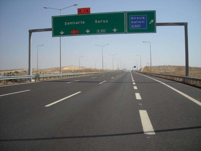 <p><b>İşte araç giriş çıkış yasağının uygulanacağı iller</b><br></p><p><b><br></b></p><p>Şanlıurfa</p>