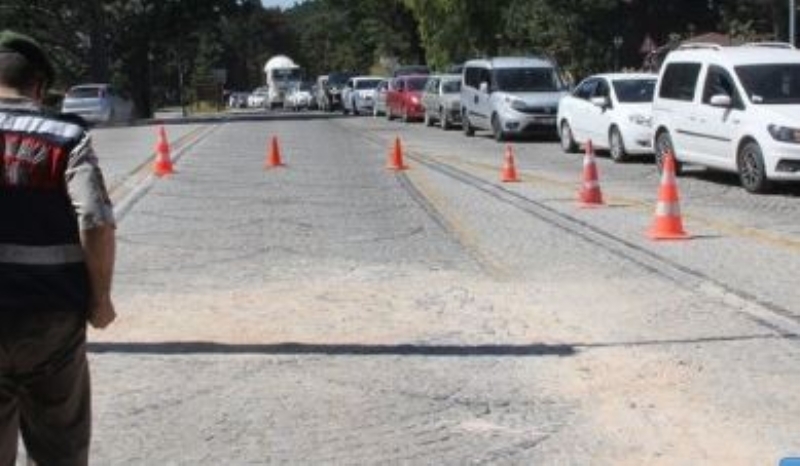 <p><b>İşte araç giriş çıkış yasağının uygulanacağı iller</b><br></p><p><b><br></b></p><p>Van</p>