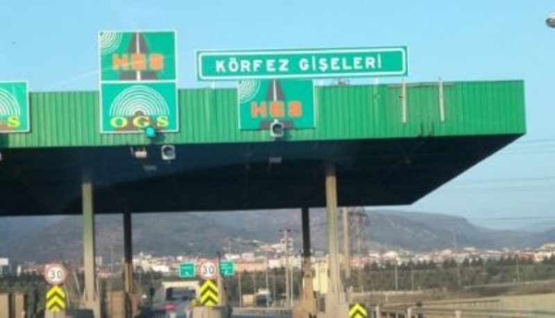 <p><b style='font-size: 1.2rem;'>İşte araç giriş çıkış yasağının uygulanacağı iller</b><br></p><p><br></p><p>Kocaeli</p>