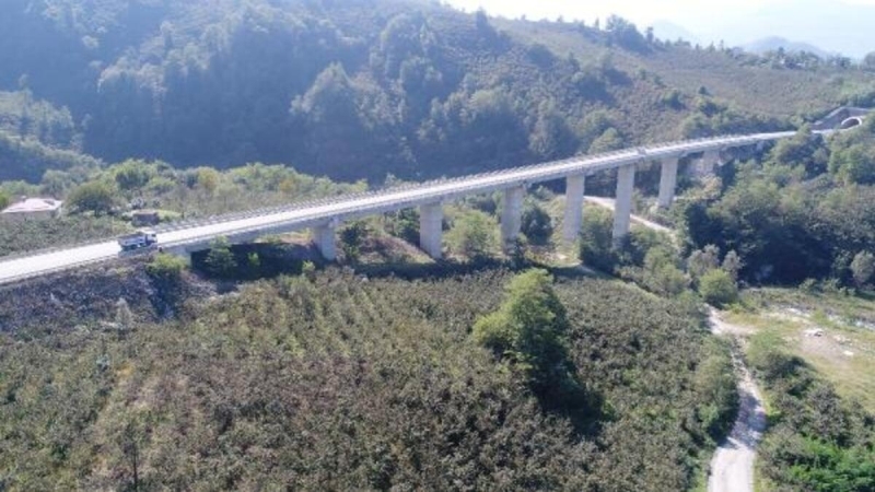 <p><b>İşte araç giriş çıkış yasağının uygulanacağı iller</b><br></p><p><br></p><p>Ordu</p>