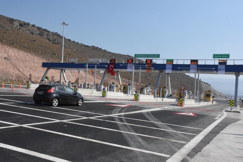 <p><b>İşte araç giriş çıkış yasağının uygulanacağı iller</b><br></p><p><br></p><p>Manisa</p>