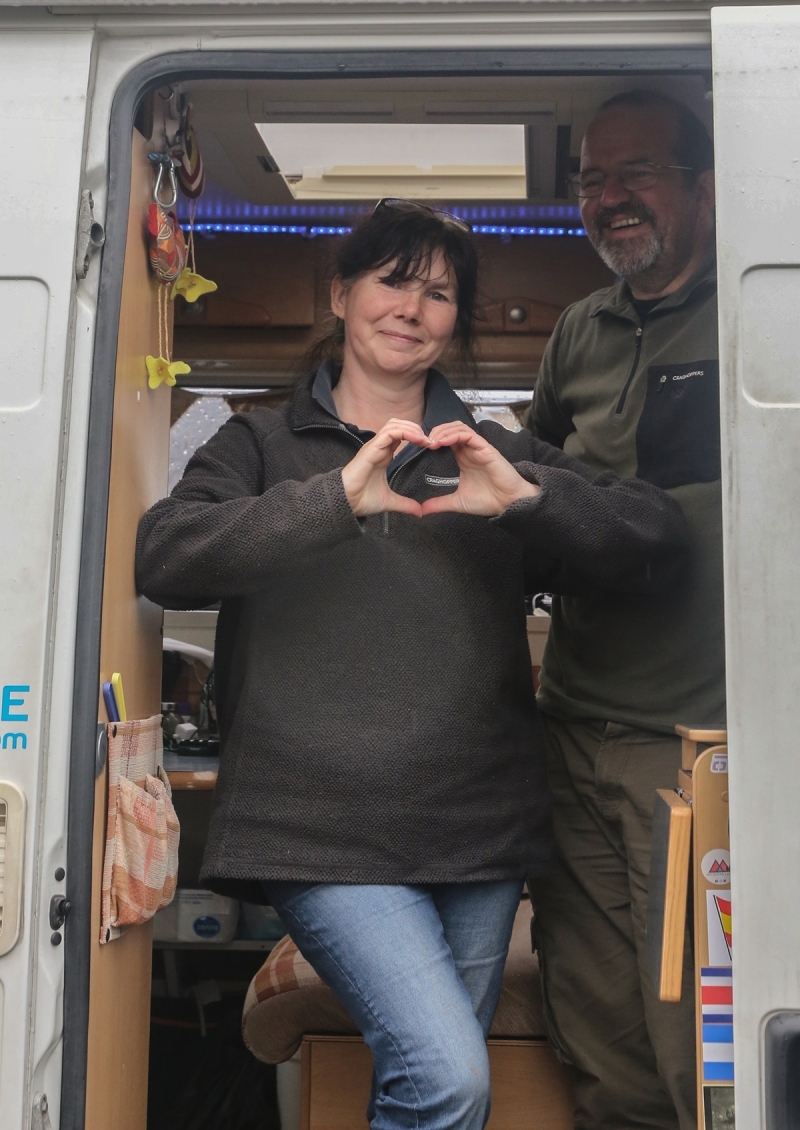 <p>D�nya turundaki �ngiliz �ift, korona g�nlerinde �stanbul'da kald�.</p>